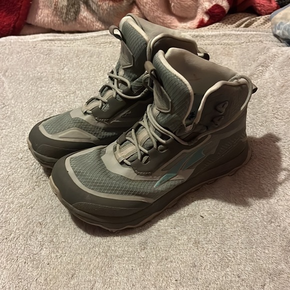 Altra Shoes Altra Lone Peak All Wthr Hiking Boots Waterproof Womens